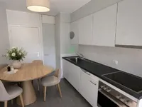 Недвижимость Apartment 3 rooms: 4