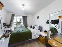 Недвижимость Luma Apartments, Central Way: 1