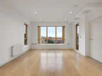 Недвижимость Coles Green Road: 8