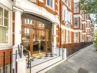 Недвижимость Sloane Court West: 10