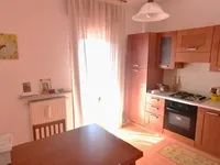 Недвижимость Трехкомнатная квартира в Центре: 7