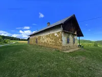 Недвижимость Дом Град.: 15