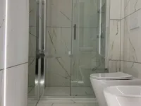 Недвижимость Трехкомнатная квартира в центре: 10