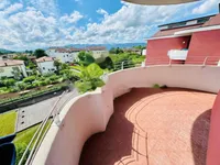 Недвижимость Квартира на улице Ласьяк: 14