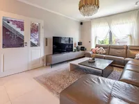 Недвижимость Villa 5 bedrooms for sale in Roeser: 5