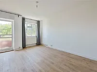Недвижимость Rollo Court, Strasburg Road: 7