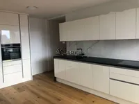 Недвижимость Квартира 3-комн. Новая Любляна Бежиград: 5