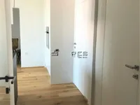 Недвижимость Квартира 3-комн. Новая Любляна Бежиград: 14