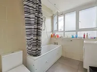 Недвижимость Yelverton Road: 12