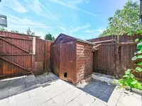 Недвижимость Lilburne Walk, Wembley: 2