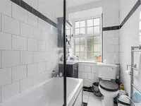 Недвижимость 19 West Heath Court, North End Road: 1
