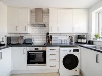 Недвижимость Avenue Road, Acton: 7