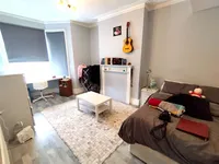 Недвижимость St. Thomas's Road: 7