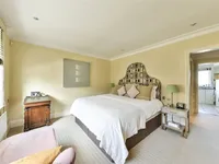 Недвижимость Belgravia Mansions, Holbien Place, Belgravia: 1