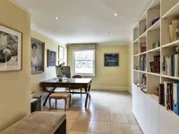 Недвижимость Belgravia Mansions, Holbien Place, Belgravia: 3