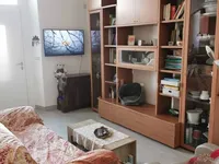 Недвижимость Двухкомнатная квартира Центр: 3