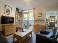 Недвижимость Braemar Avenue: 11