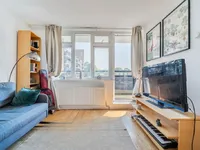 Недвижимость Layard Square: 2