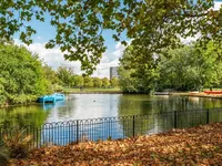 Недвижимость Layard Square: 6