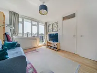 Недвижимость Layard Square: 14
