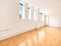 Недвижимость Bernhard Baron House, Henriques Street: 9