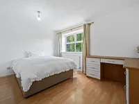 Недвижимость Shaftesbury Gardens, London, 6: 1