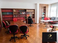 Недвижимость Четырехкомнатная в центре Горицы: 11