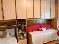 Недвижимость Трехкомнатная квартира, Центр: 15