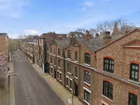 Недвижимость Cole Street: 6