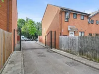 Недвижимость St. Albans Road, London, 8: 4