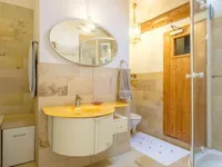Недвижимость Single house 15 rooms: 4