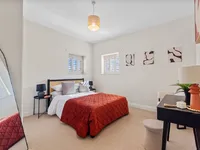 Недвижимость Shortcroft Mead Court, Cooper Road, London.: 4