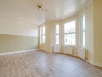 Недвижимость Ashmore Road: 2