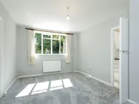 Недвижимость Upper Richmond Road: 7