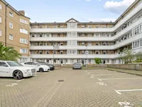 Недвижимость Rogers Estate, Globe Road: 8