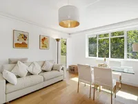 Недвижимость Finborough Road: 2
