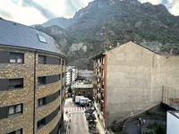 Недвижимость One-bedroom apartment in Sant Julià de Lòria: 2