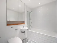 Недвижимость Bromyard House, Bromyard Avenue: 12