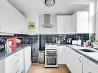 Недвижимость Churchfield Road: 7