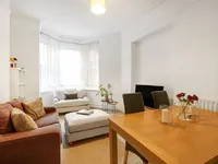 Недвижимость Arlington Park Mansions, Sutton Lane North: 6