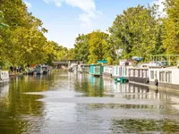 Недвижимость Atherstone Court, Delamere Terrace: 2