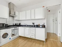 Недвижимость Gallery Apartments, 331 Commercial Road: 11