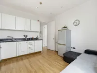 Недвижимость Gallery Apartments, 331 Commercial Road: 12