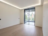 Недвижимость Single house 6 rooms: 2