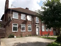 Недвижимость Western Avenue, London, 7: 6