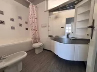 Недвижимость Четырехкомнатная в центре Горице: 15