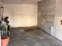 Недвижимость Четырехкомнатная в центре Горице: 29