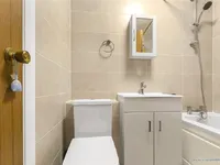 Недвижимость New Ash Close: 2