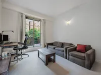 Недвижимость The Circle, Queen Elizabeth Street: 14