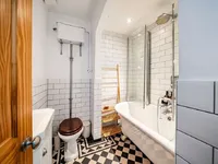 Недвижимость Highgate Hill: 4